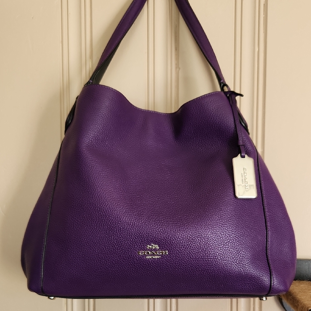 🖤Coach Purple Tripple Compartment Leather Hobo Bag With Silver Metal Tag